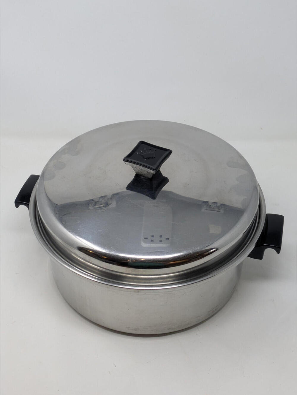 Vintage Kitchen Queen Stock Pot w/Dome Lid 18-8 Stainless 3 Ply Steel~USA ~6 Qt~